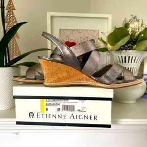 Etienne Aigner Silvery/bronze Sandaks